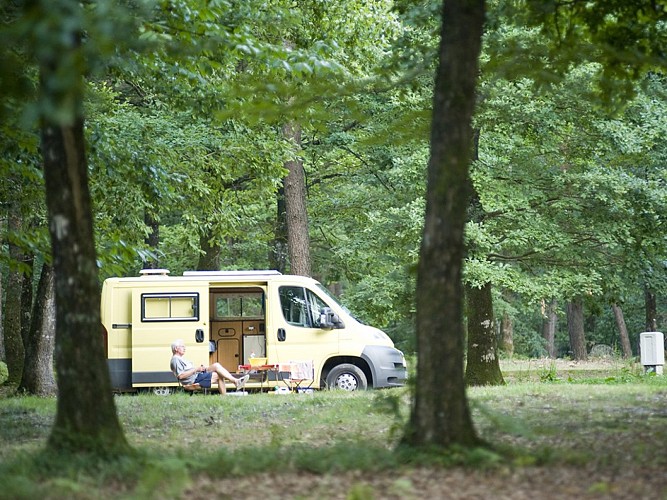 aire-camping-car-sillé-le-guillaume-72-ACCAM-1