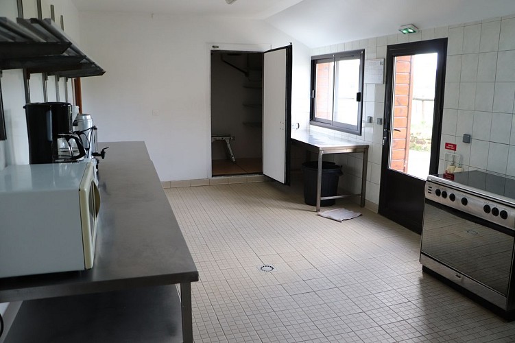 Gîte de groupe Les Gerbaudières - Saint-Christophe-du-Jambet - cuisine