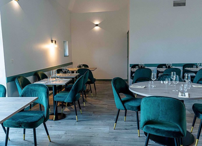 Mésangères - Le charme par nature