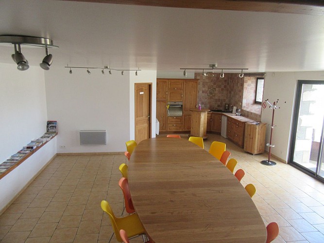 SALLE A MANGER SALLE RECEPTION REUNION CUISINE