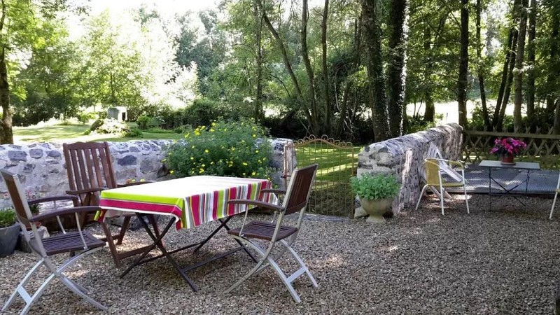 Moulin-de-Rimer-Terrasse-Auvers-le-Hamon