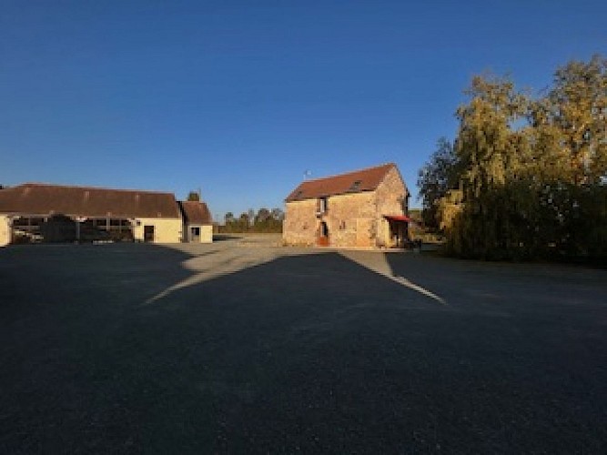 Gîte Le Grand Champagne - Saint-Victeur - extérieur