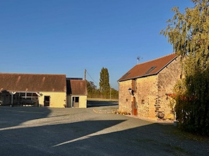 Gîte Le Grand Champagne - Saint-Victeur - extérieur