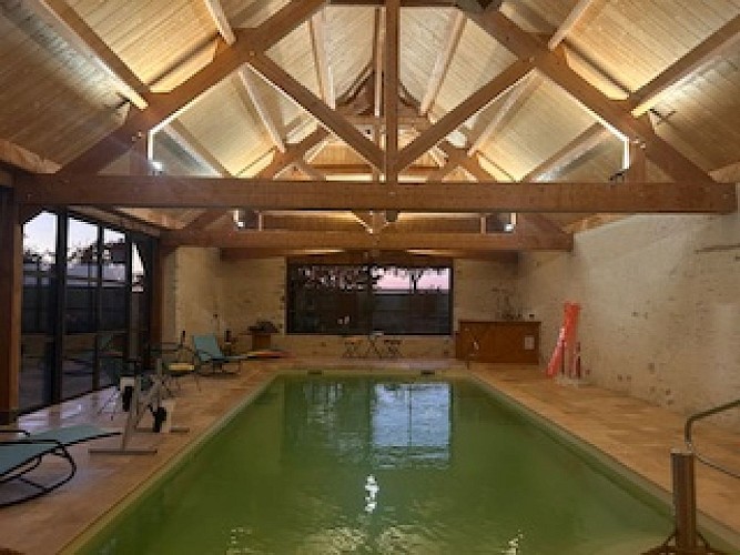 Gîte Le Grand Champagne - Saint-Victeur - piscine de nuit