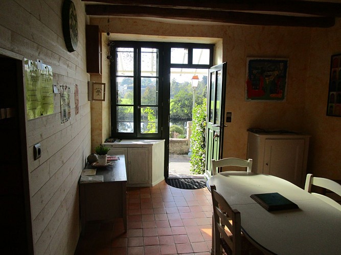 Meublé Le Bourgneuf - Fresnay-sur-Sarthe - pièce principale