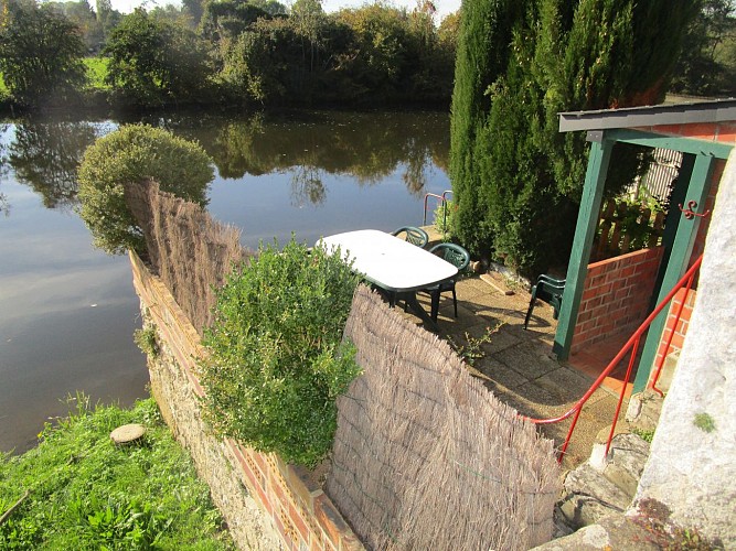 Meublé Le Bourgneuf - Fresnay-sur-Sarthe - jardin
