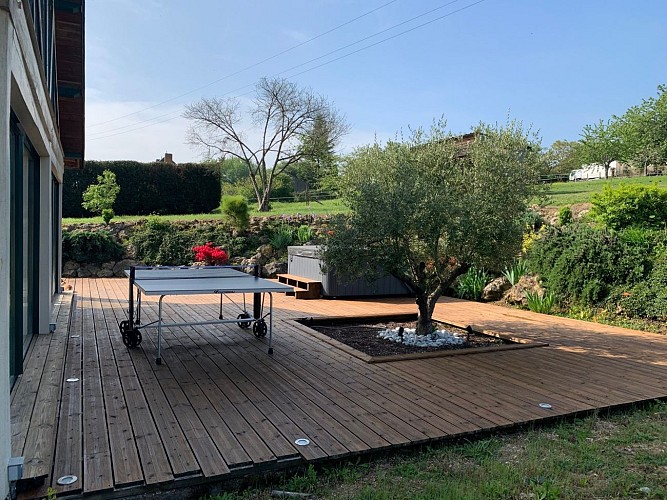 Gîte avec piscine intérieure_la Chartre sur le Loir