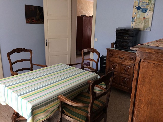 Meuble-Les-Terrasses-de-la-Sarthe-SAM 2