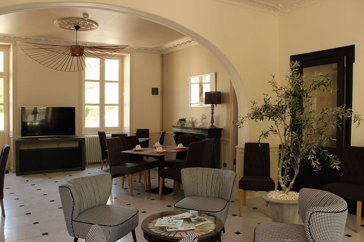 Salle petit déjeuner