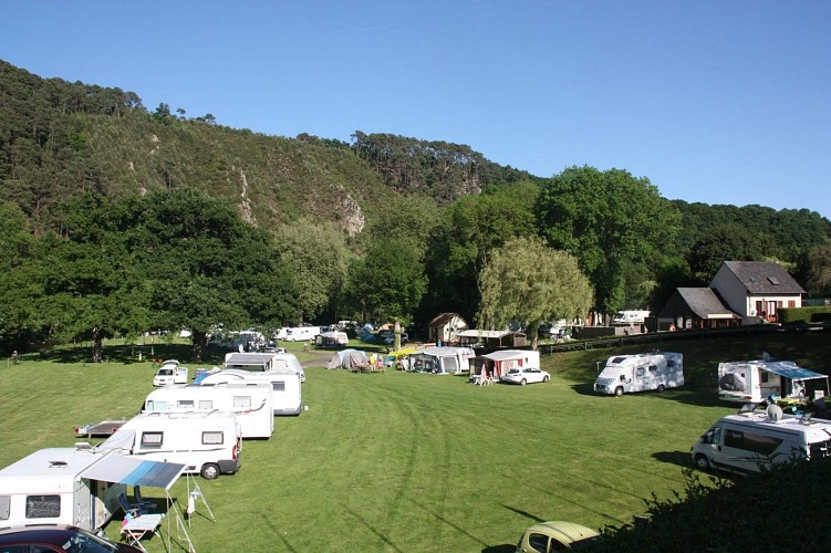 Camping des Alpes Mancelles - Saint-Léonard-des-Bois - vue générale