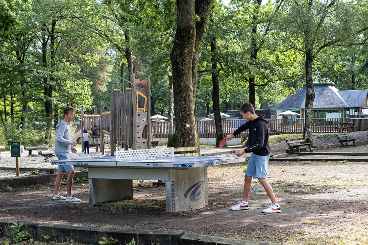 055-Huttopia_LacDeSille©ManuReyboz