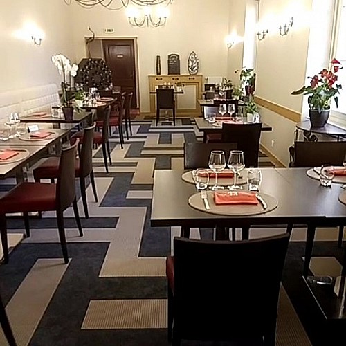 VID_153680513_175003_107_Moment