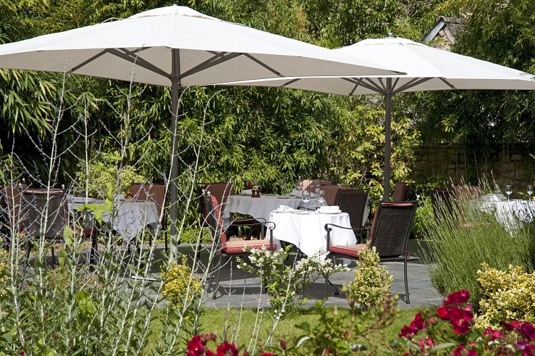 Grand Hôtel de Solesmes - terrasse