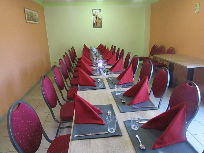 Auberge du Braconnier - banquet petite salle