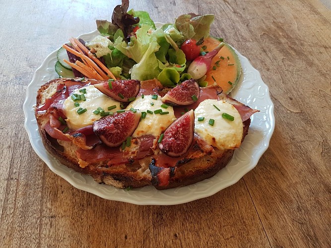 tartine figue fraiche jambon d epays