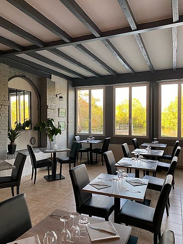 La Courbe Restaurant_Le Lude