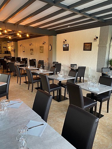 La Courbe Restaurant_Le Lude