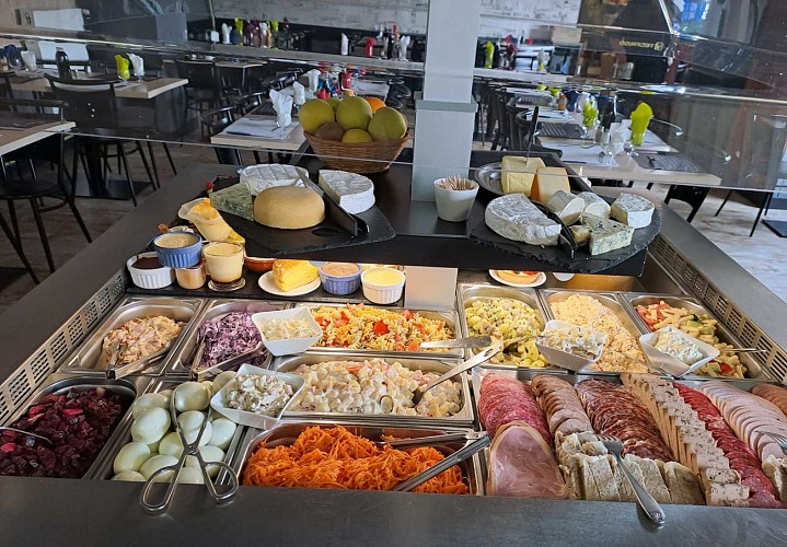 Buffet-d'entrées- chez Tante Alice