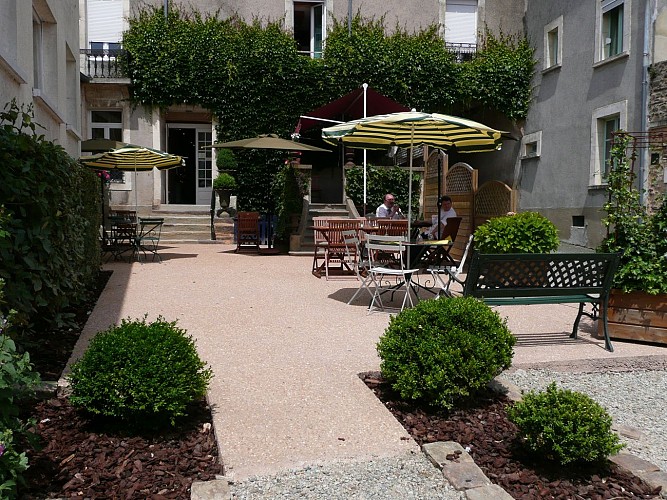 Terrasse du Restaurant le Bretagne