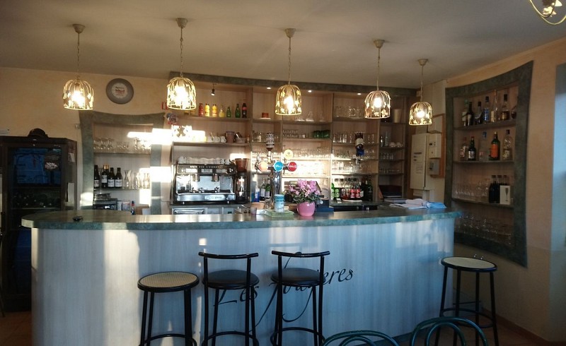 Salle de bar