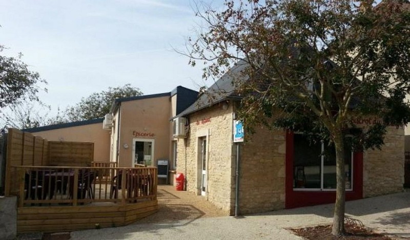 vallee-de-la-sarthe-brains-sur-gee-lebistrotduvillage_exterieur