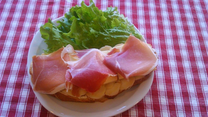 vallee-de-la-sarthe-la-petite-fringale-tartine
