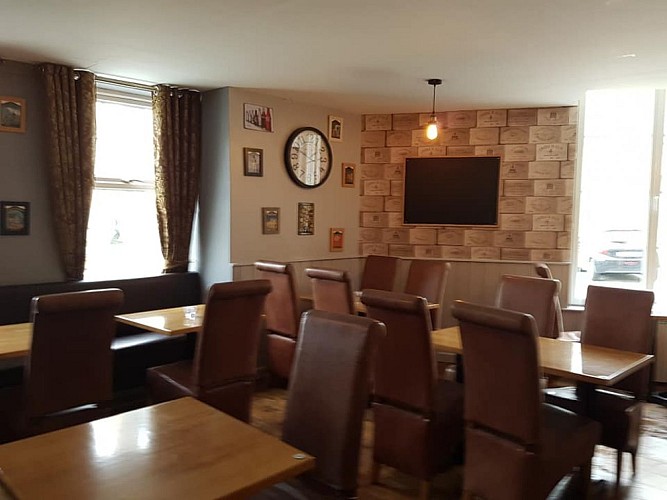 Rose and Crown_Le Lude