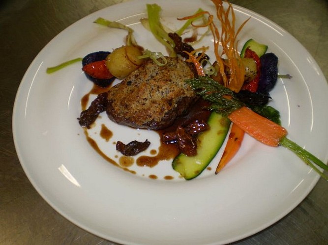 182272_102285659850536_7606890_n