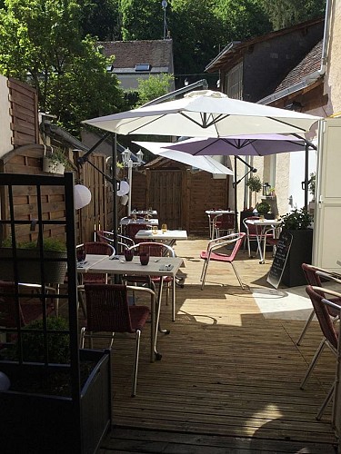 B Le Restaurant_La Chartre sur le Loir