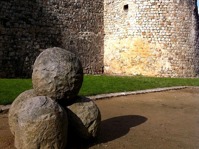 Square-Robert-Triger-2-lemans-72-pc