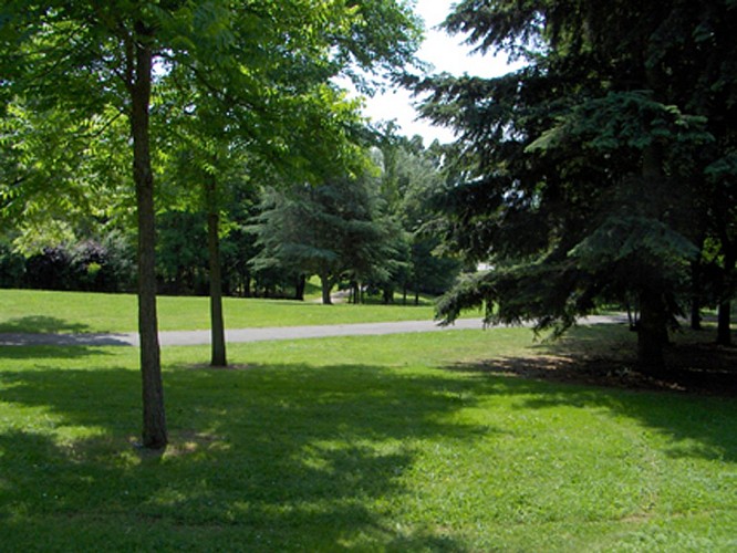 parcgazonfier-lemans-72-pc-1