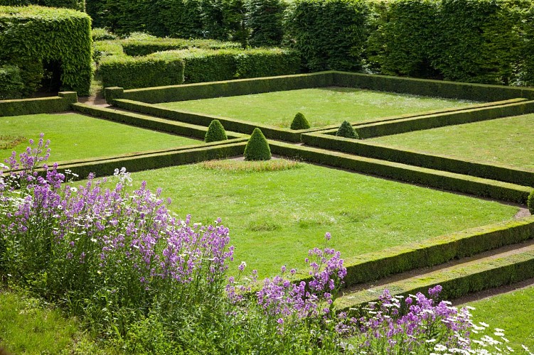 Jardin du chateau_Poncé sur Loir