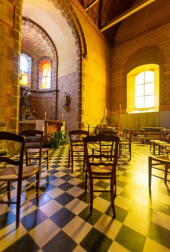 Brûlon-Intérieur-église