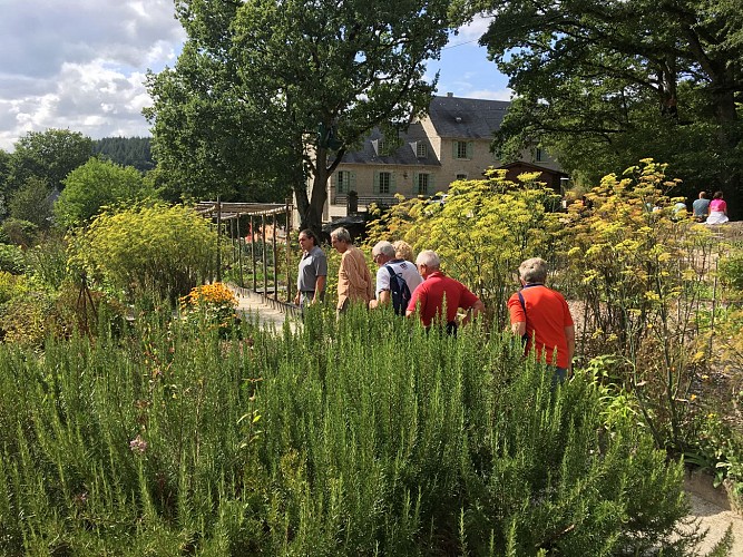 Visite guidée du jardin du Domaine du Gasseau