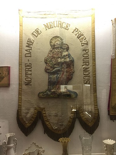 Bannière d'église - Meurcé