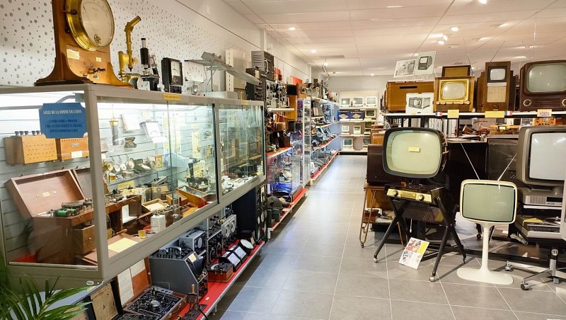 Musée audiovisuel et communication - Montval sur Loir