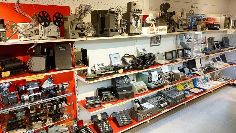Musée audiovisuel et communication - Montval sur Loir