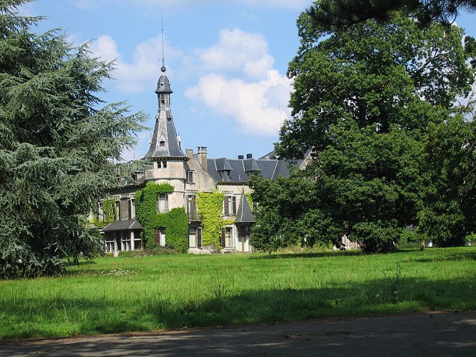 Le Château de la Croix Saint-Hubert
