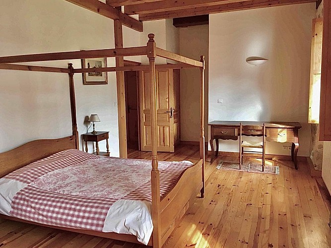 3-La Baume : gîte du château