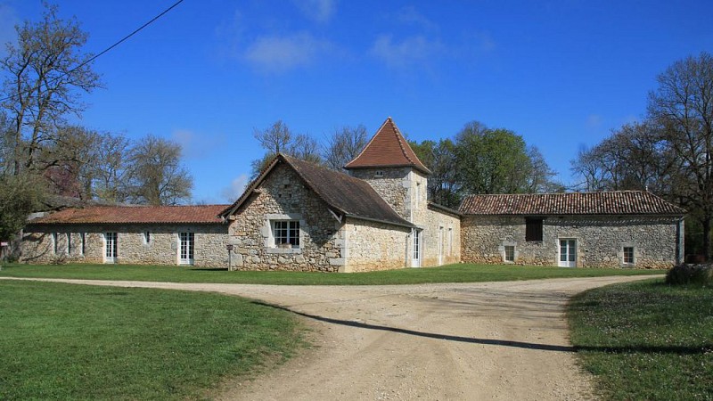 Autour d'Issigeac_Château Les Saintongers (57)_2