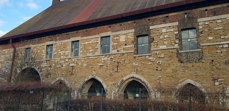 L'ancien cloître de l'Abbaye du Val-Saint-Lambert