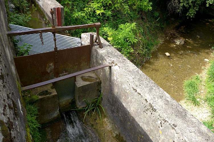 Le déversoir de la Martinette