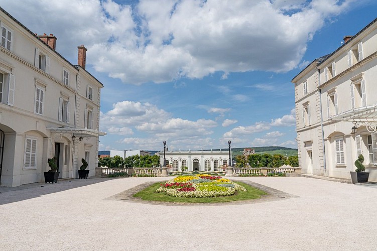 Avenue de Champagne