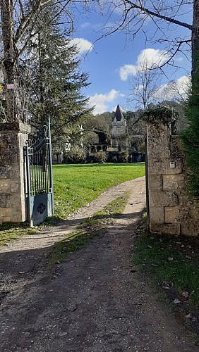 vue entrée château Jaure