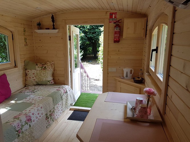 interieur roulotte.jpg