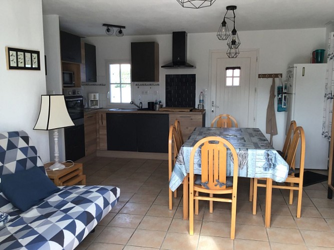 M ET MME DEBAR - MAISON INDIVIDUELLE 4 PERSONNES