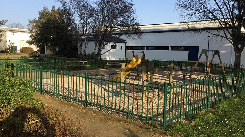 Aire de jeux Place Ledesma