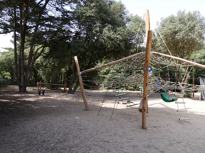 Aire de jeux du bateau
