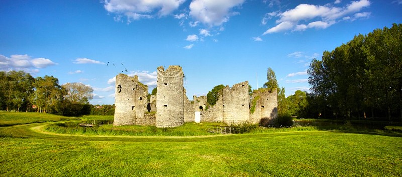 AIRE DE PIQUE-NIQUE DU CHÂTEAU