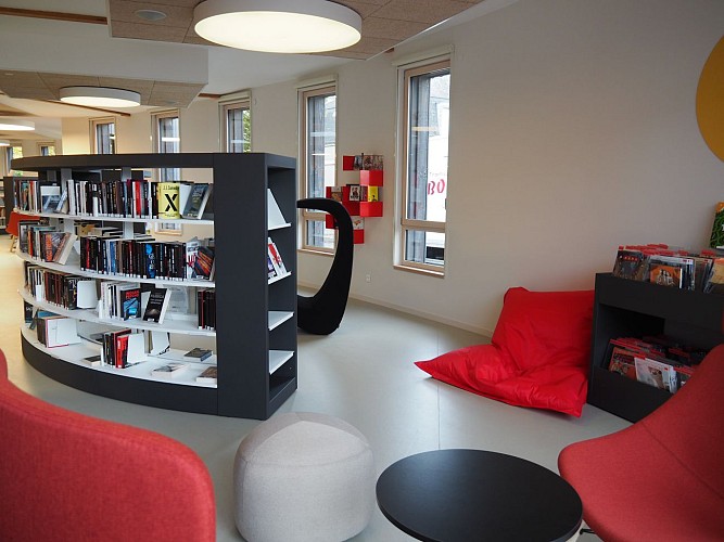 MÉDIATHÈQUE ANDRÉE CHEDID